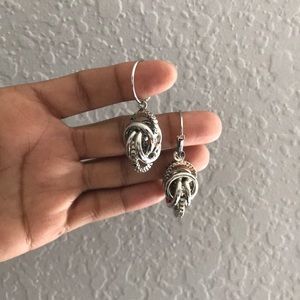Silver knot